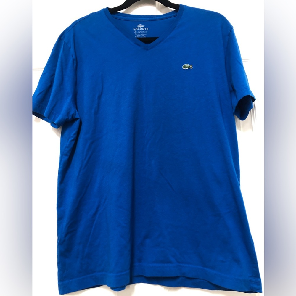 Mens Lacoste v neck tee- size Large